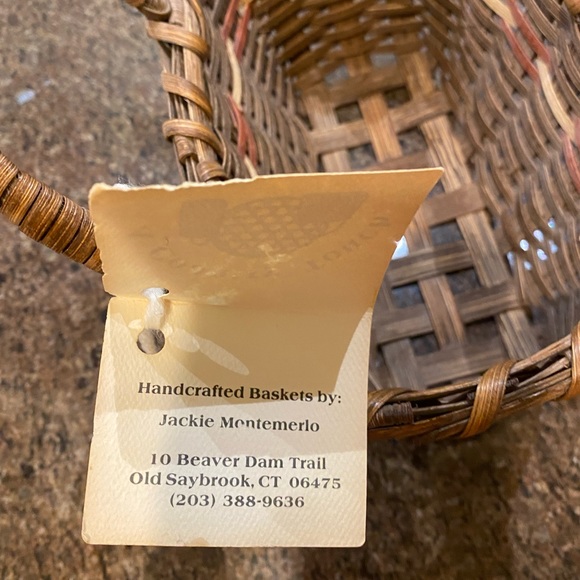 NWT Vintage Handcrafted Wooden Hanging Basket By Jackie Montemerlo 5x8x 5&1/2” - Picture 6 of 6